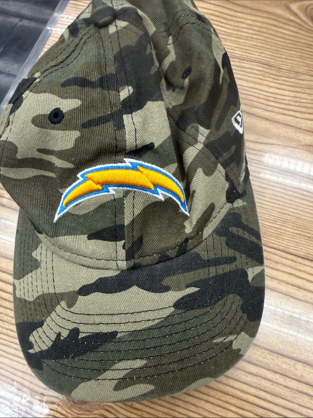 New Era womans Camo Baseball Cap with Yellow & Blue Bolt